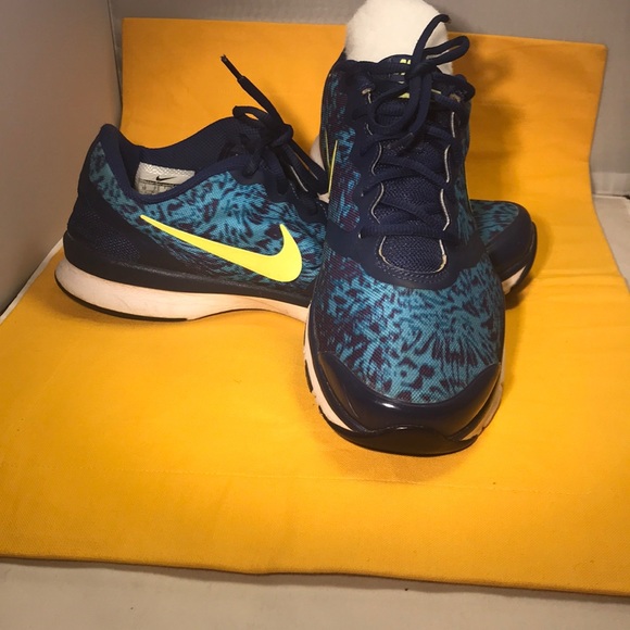 Nike Shoes - Nike Training Sneakers Sz10